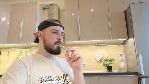 Snapshot of nikbusiness chatting on 11/12/25, 08:15 Nick online show from 11/12/25, 08:15