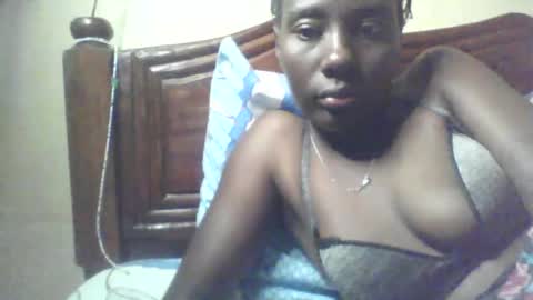 niki303424 online show from 02/03/26, 06:46