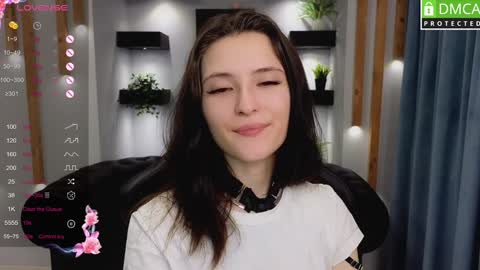 Snapshot of niki_cutes chatting on 01/31/25, 01:22 niki_cutes online show from 01/31/25, 01:22