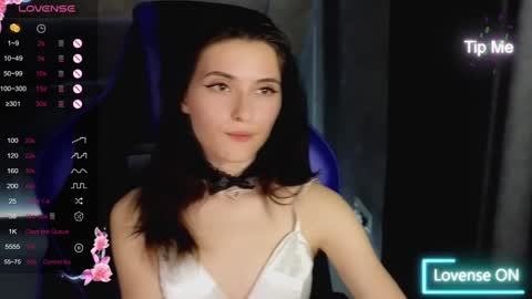 Snapshot of niki_cutes chatting on 02/02/25, 11:08 niki_cutes online show from 02/02/25, 11:08