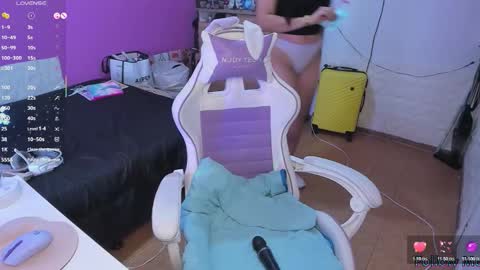 niki_sweet06 online show from 02/07/26, 11:41