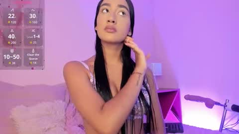    online show from 11/11/25, 07:58