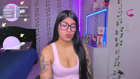 Niki online show from 02/08/26, 03:26