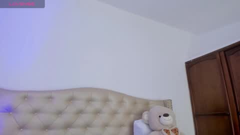 Niikii online show from 01/31/25, 01:11