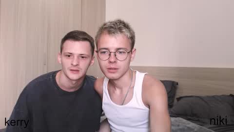 Snapshot of nikikerry_cum_ chatting on 10/01/25, 04:07 nikikerry_cum_ online show from 10/01/25, 04:07