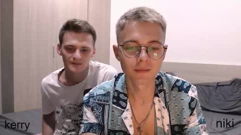 Snapshot of nikikerry_cum_ chatting on 10/06/25, 01:52 nikikerry_cum_ online show from 10/06/25, 01:52