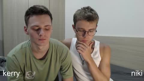 Snapshot of nikikerry_cum_ chatting on 11/16/25, 11:05 nikikerry_cum_ online show from 11/16/25, 11:05