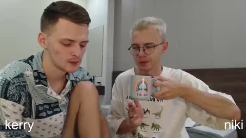 Snapshot of nikikerry_cum_ chatting on 12/05/25, 10:57 nikikerry_cum_ online show from 12/05/25, 10:57