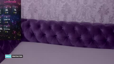 Snapshot of nikistorming chatting on 12/30/24, 04:53 Niki online show from 12/30/24, 04:53