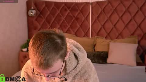 Snapshot of nikistorming chatting on 02/23/25, 12:48 Niki online show from 02/23/25, 12:48