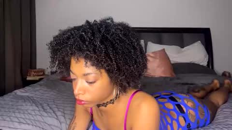 Snapshot of nikitalove104 chatting on 09/29/25, 10:14 nikitalove104 online show from 09/29/25, 10:14