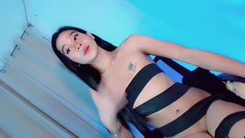 nikka_bonita online show from 11/30/25, 04:00