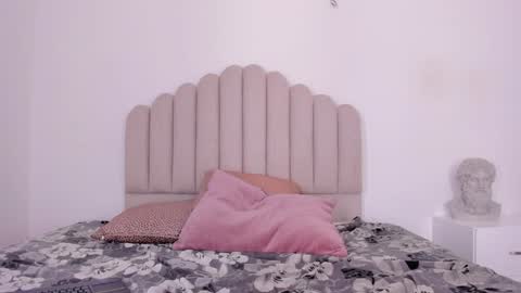 NIkki Angel online show from 01/30/25, 11:34