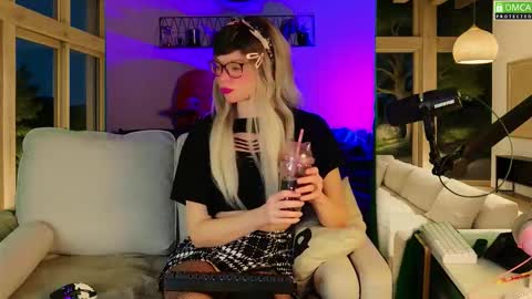 Kitty Chatte online show from 03/03/26, 09:21