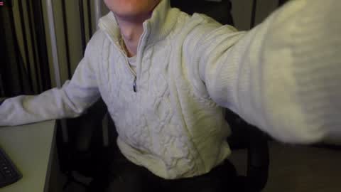 Snapshot of nikki_hard chatting on 12/13/24, 12:50 nikki online show from 12/13/24, 12:50