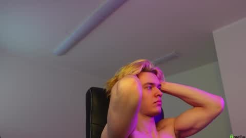 nikki online show from 02/19/26, 02:46