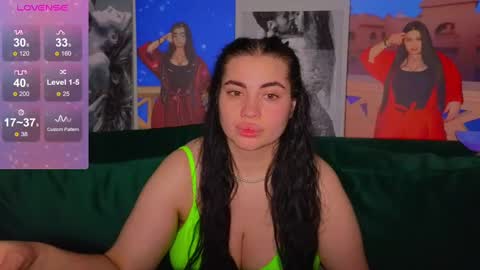 Snapshot of nikki_kardashian chatting on 12/05/24, 09:50 Nikki Kardashian online show from 12/05/24, 09:50