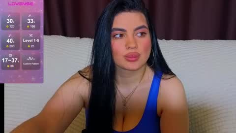 Snapshot of nikki_kardashian chatting on 02/08/25, 02:26 Nikki Kardashian online show from 02/08/25, 02:26