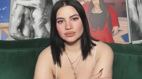 Snapshot of nikki_kardashian chatting on 09/26/25, 09:52 Nikki Kardashian online show from 09/26/25, 09:52