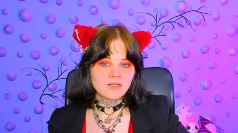 nikki_kiss_ online show from 04/29/26, 08:51