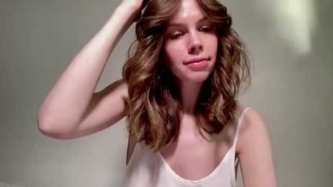 Nikki online show from 12/18/24, 10:08