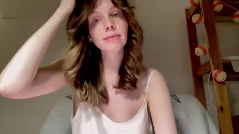 Nikki online show from 12/21/24, 01:32