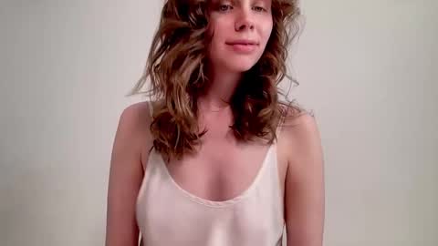 Nikki online show from 02/21/25, 01:11