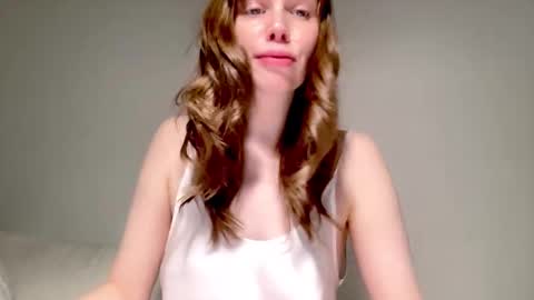 Nikki online show from 11/07/25, 09:53