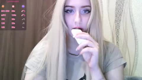 Snapshot of nikki_roseanna chatting on 12/01/25, 01:16 Nikki Roseanna online show from 12/01/25, 01:16