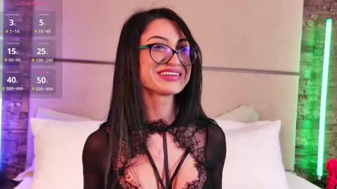 Snapshot of nikki_starx chatting on 03/09/25, 06:43 Nikki online show from 03/09/25, 06:43