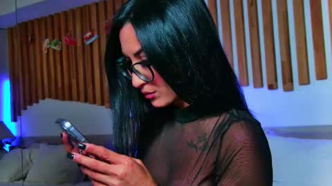 Snapshot of nikki_starx chatting on 10/03/25, 07:22 Nikki online show from 10/03/25, 07:22