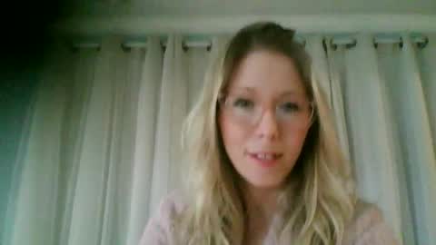 nikkib653466 online show from 01/07/26, 03:03