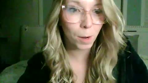 nikkib653466 online show from 02/03/26, 02:53