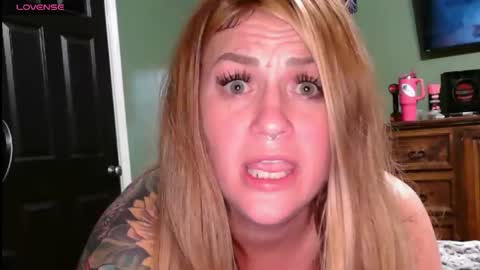 Nikki Sunshineeee online show from 02/09/25, 11:47