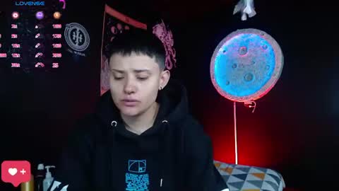 Nikky online show from 07/02/26, 12:44
