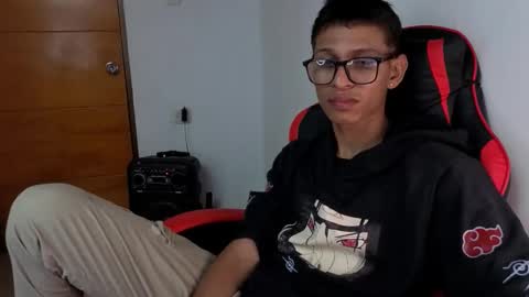 Snapshot of niklaus_wolf chatting on 03/02/26, 02:03 niklaus_wolf online show from 03/02/26, 02:03