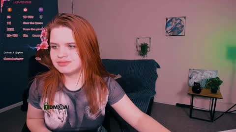 Snapshot of nikol_kitt chatting on 02/08/25, 04:57 Little Niko Help me reach my goals online show from 02/08/25, 04:57