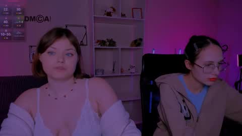 Snapshot of nikol_kitt chatting on 10/12/25, 06:51 Little Niko Help me reach my goals online show from 10/12/25, 06:51