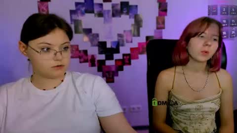 Snapshot of nikol_kitt chatting on 06/11/26, 03:15 Little Niko Help me reach my goals online show from 06/11/26, 03:15