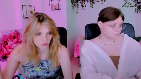 Snapshot of nikol_kitt chatting on 06/24/26, 06:51 Little Niko Help me reach my goals online show from 06/24/26, 06:51