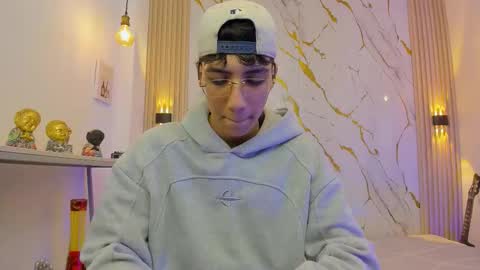    online show from 03/23/26, 03:54