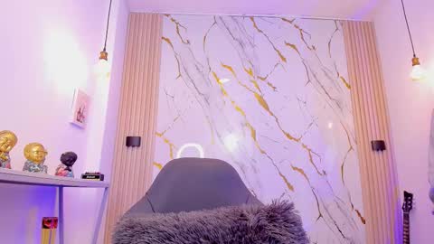    online show from 03/24/26, 03:55