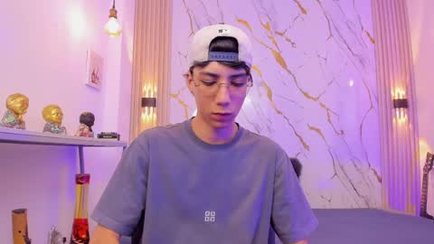    online show from 04/05/26, 04:20