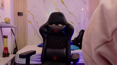    online show from 07/06/26, 04:09