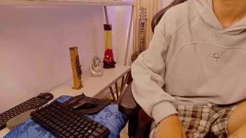    online show from 07/15/26, 04:29