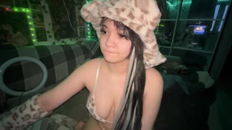 nikoli_naw online show from 02/06/26, 01:54