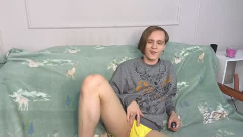 Snapshot of nikompell chatting on 01/07/25, 01:38 niko online show from 01/07/25, 01:38