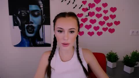 Snapshot of nikonara_ chatting on 01/19/25, 01:12 nikonara_ online show from 01/19/25, 01:12
