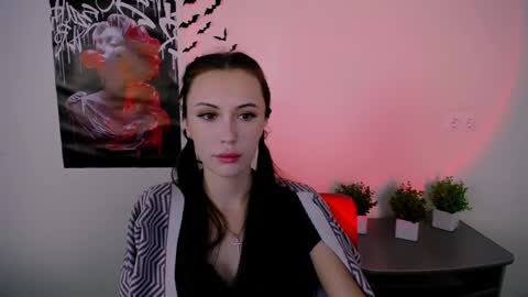 Snapshot of nikonara_ chatting on 02/06/25, 12:59 nikonara_ online show from 02/06/25, 12:59