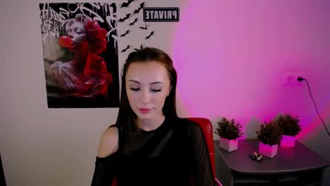 Snapshot of nikonara_ chatting on 03/08/25, 06:16 nikonara_ online show from 03/08/25, 06:16